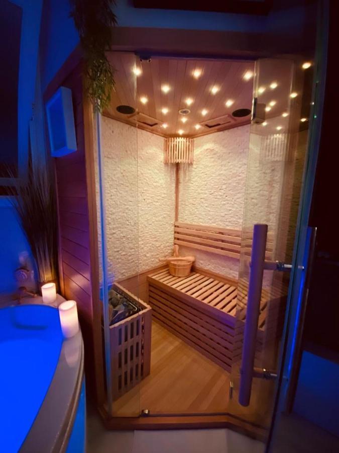 Votre Escale Boule D Or Sauna & Spa نيورْ المظهر الخارجي الصورة